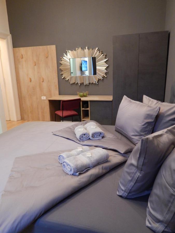 Gold Rooms And Suite 里耶卡 外观 照片